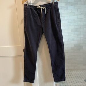 Mens Vouri pants size large.